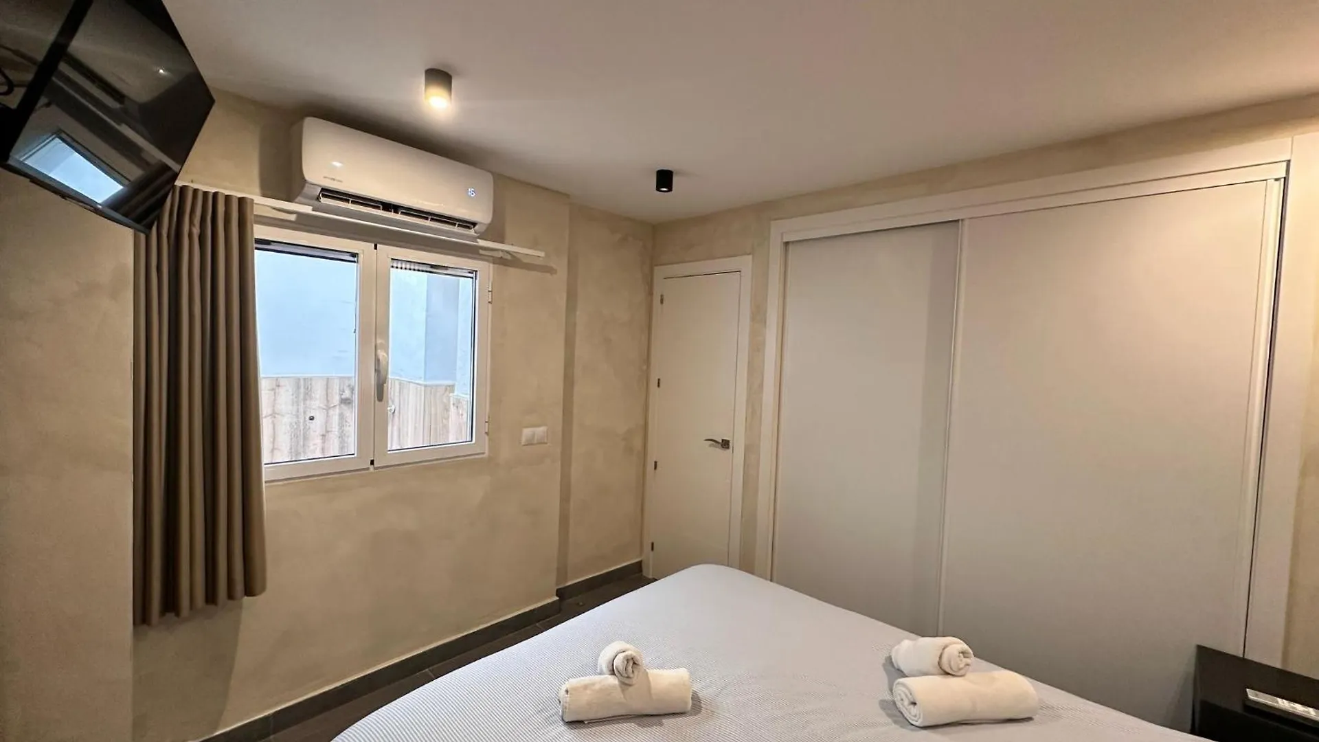 Playa Carihuela Apartamentos El Carmen Torremolinos