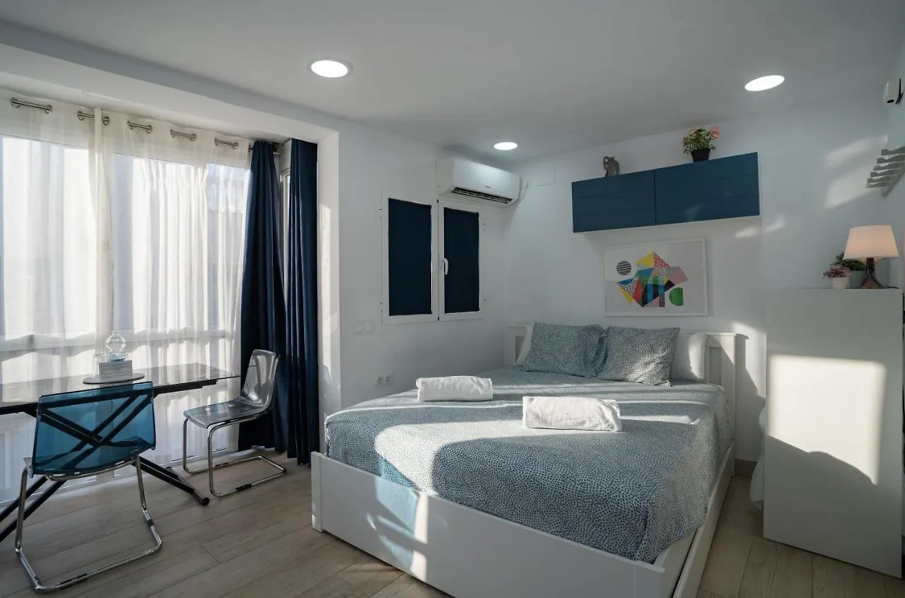 Playa Carihuela Apartamentos El Carmen 0*, Torremolinos