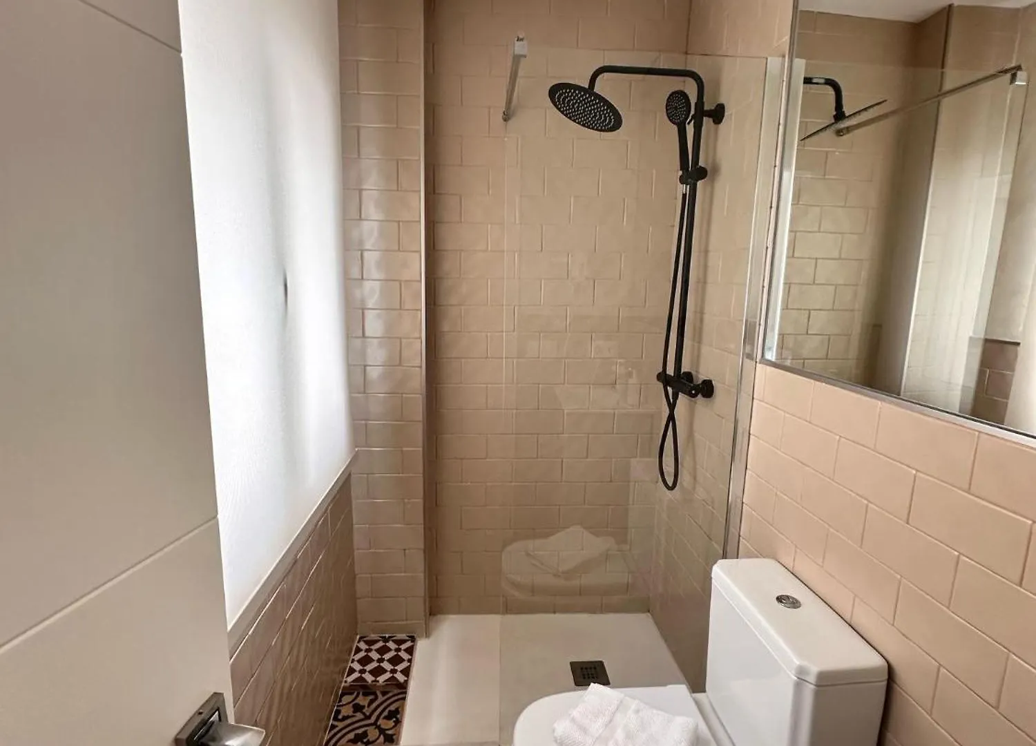 Playa Carihuela Apartamentos El Carmen 토레몰리노스 스페인